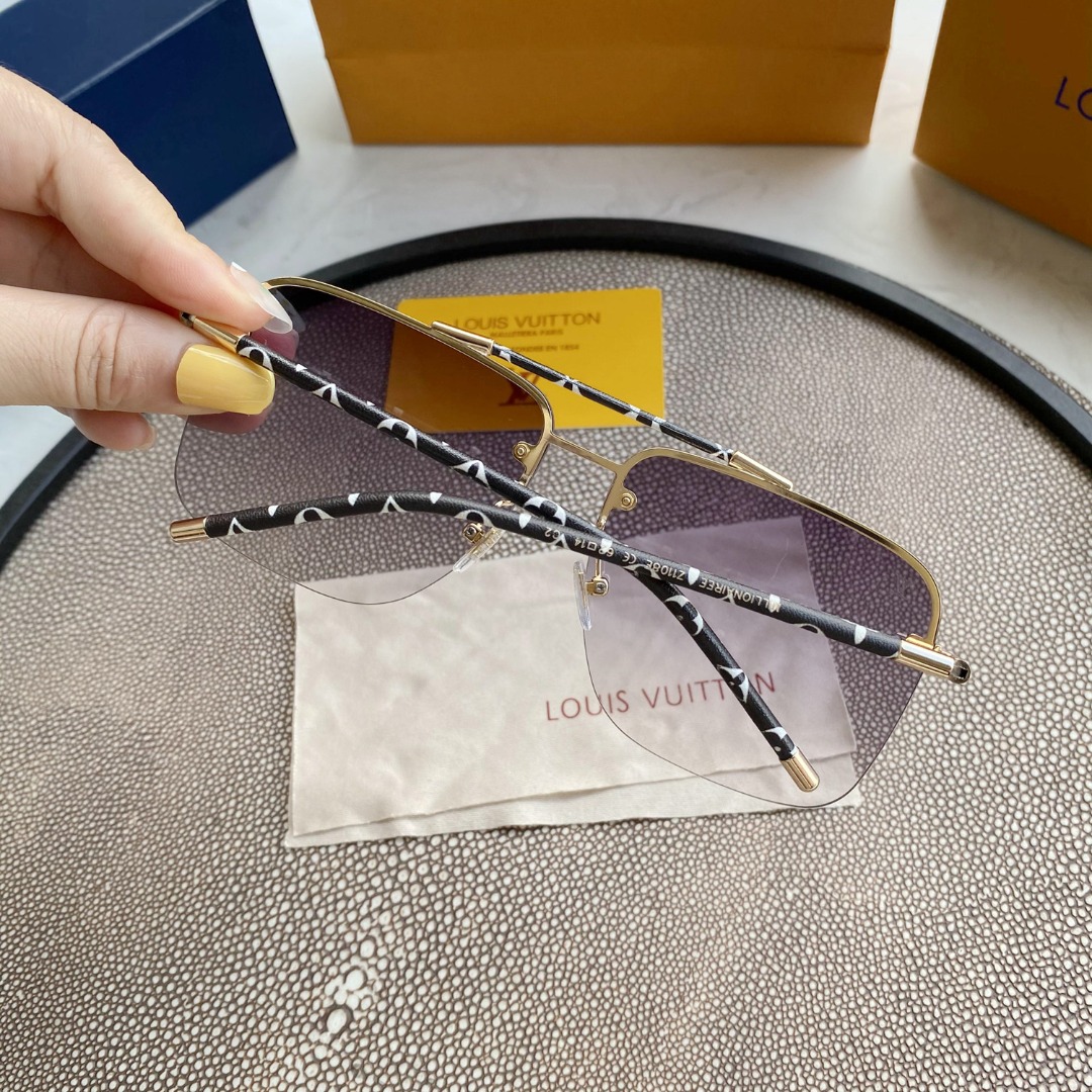 Sa1nt Lau*nt EYEWEAR