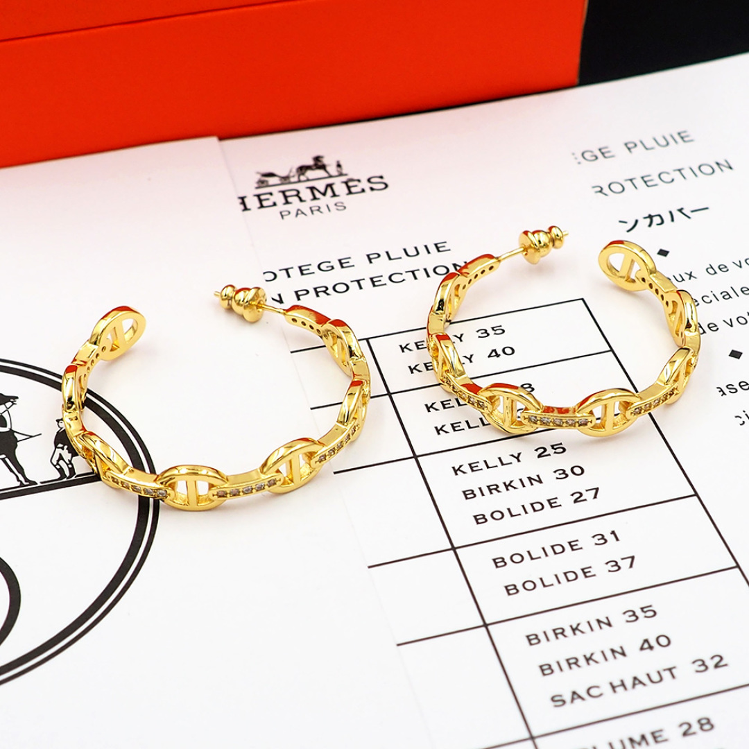 H**me5 Constance Earrings