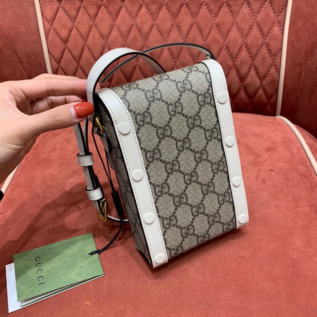 Horsebit bag