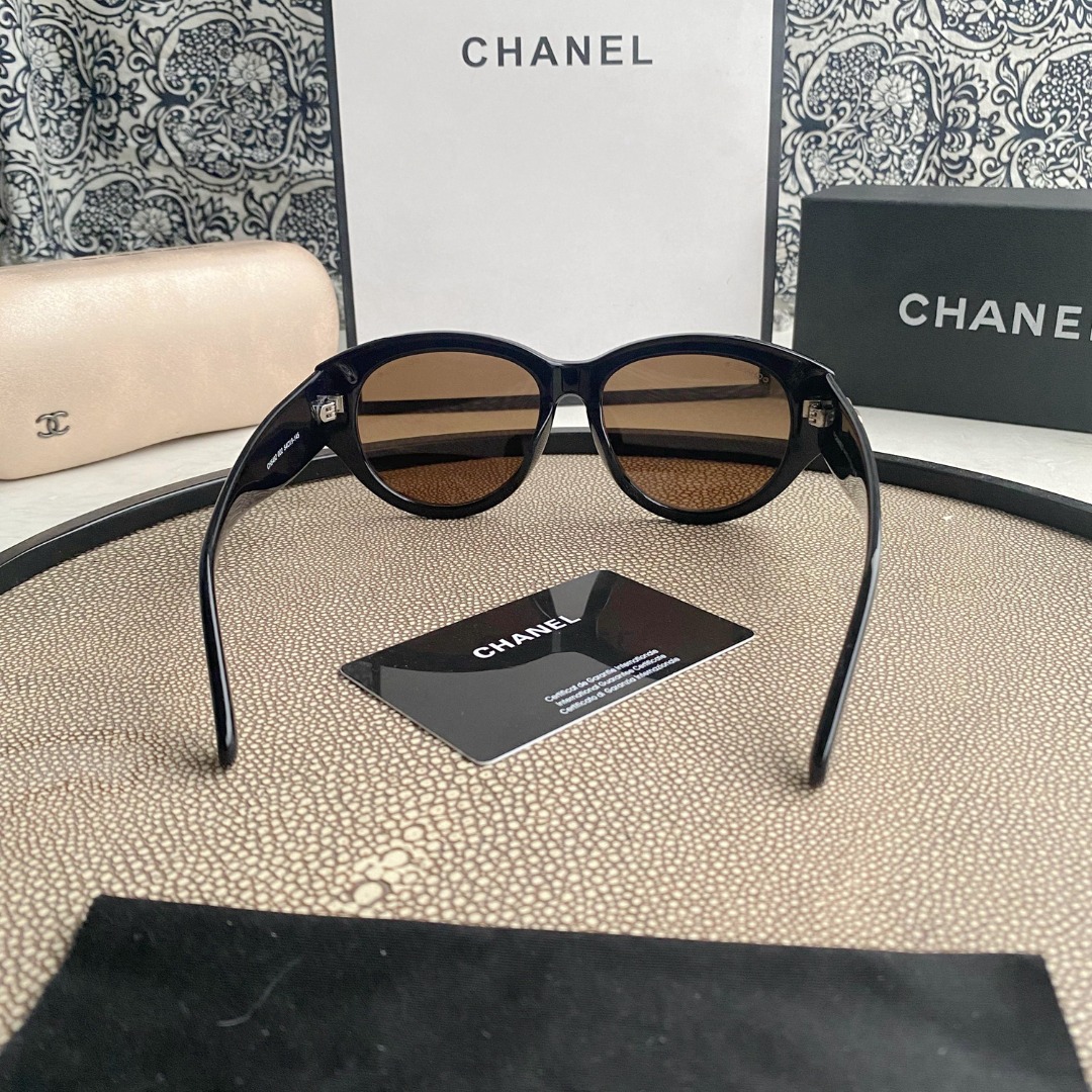Ch**el Sunglasses