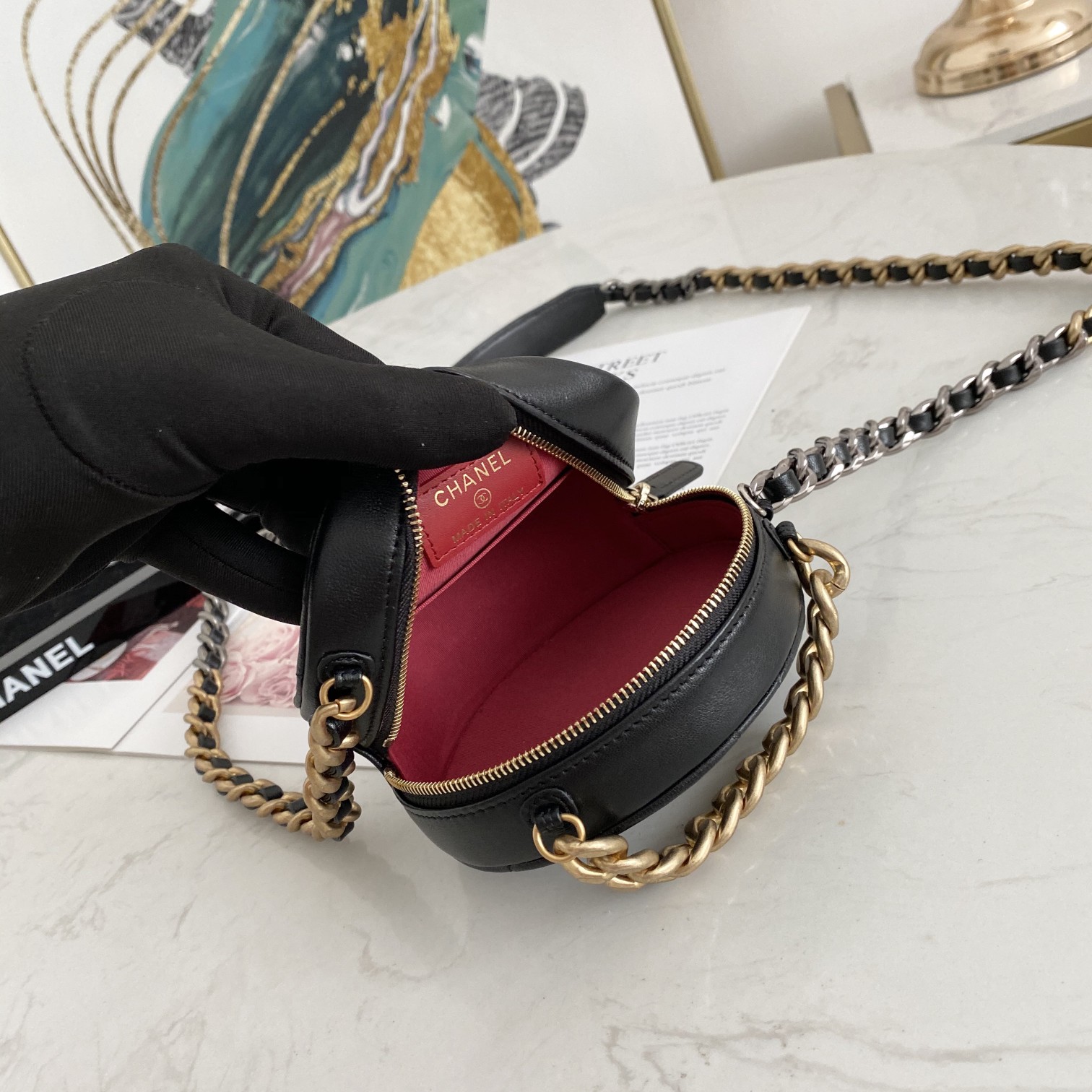 Ch**el 19 CLUTCH WITH CHAIN