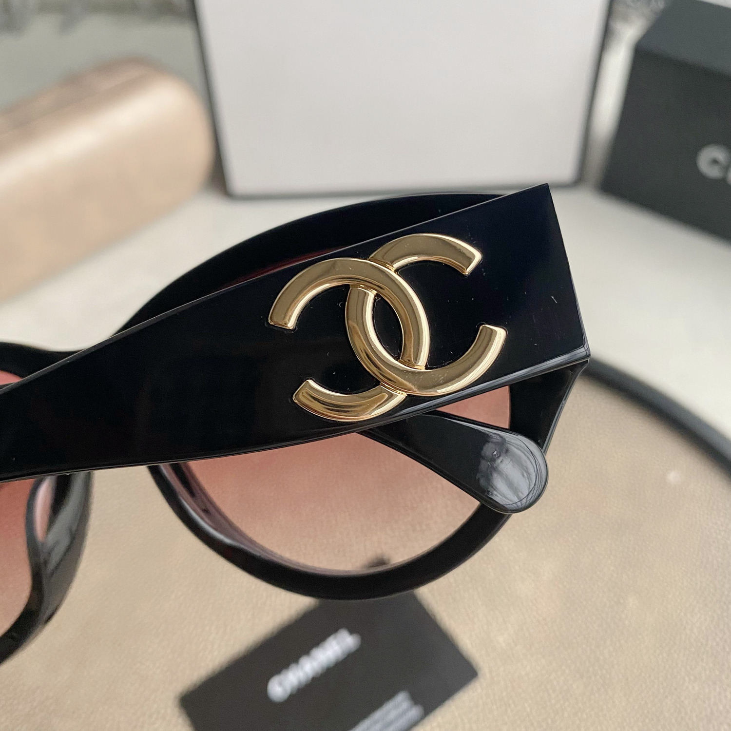 Ch**el Sunglasses