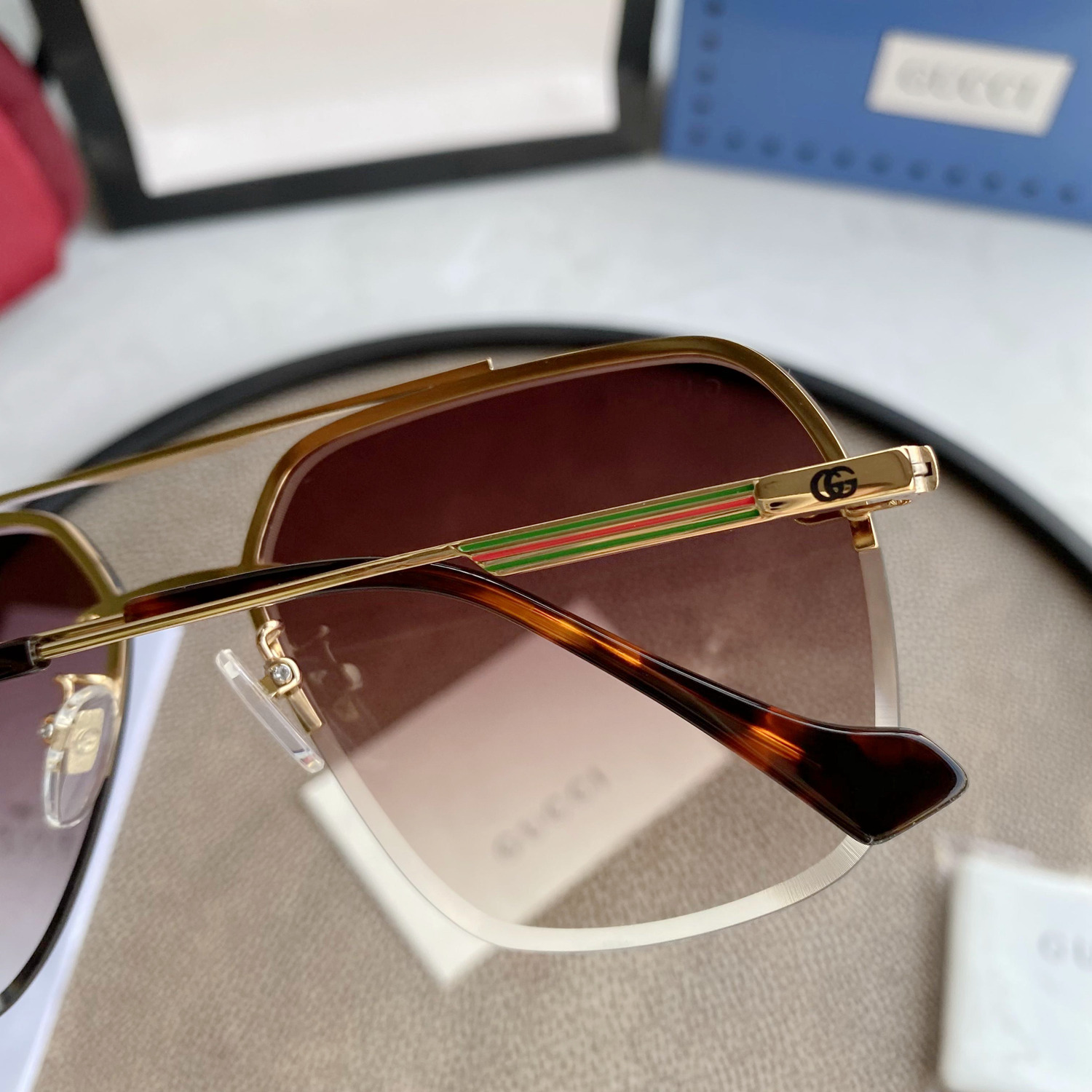 Gvc*1 SUNGLASSES