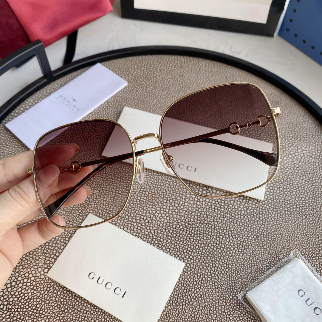 SQUARE-FRAME SUNGLASSES