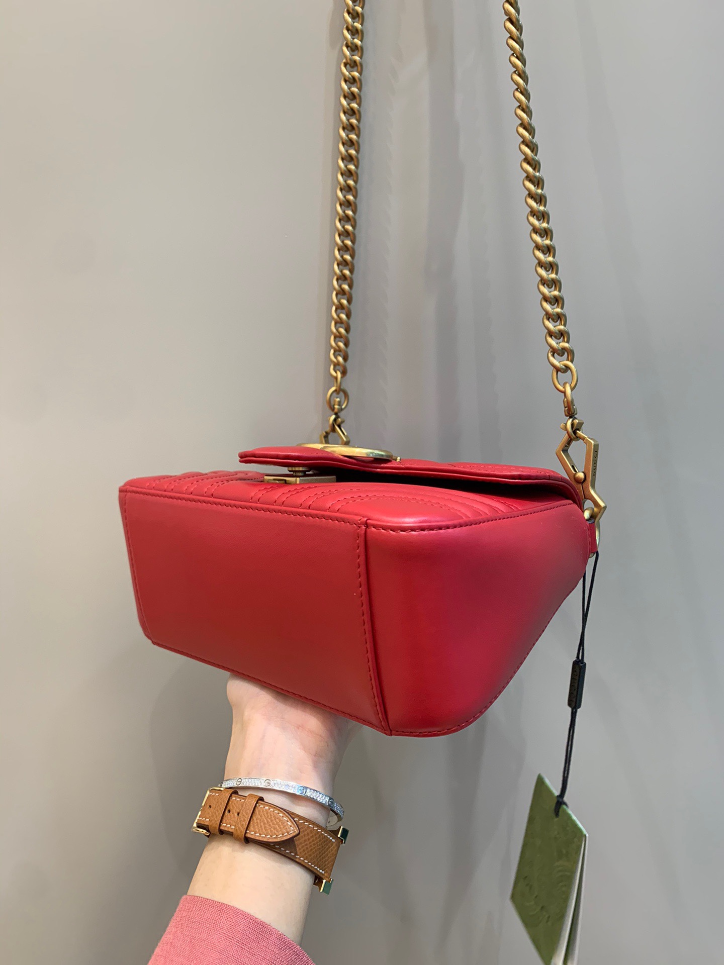 Classic handle bag