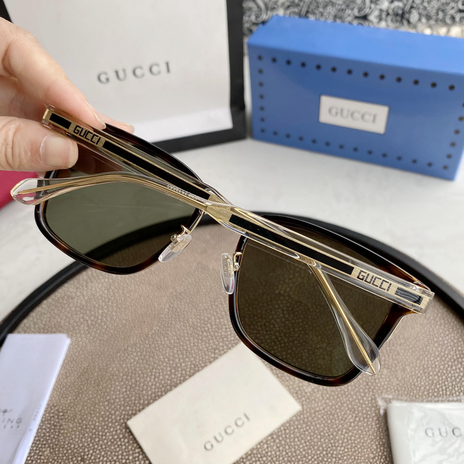 Gvc*1 Eyewear square tinted sunglasses