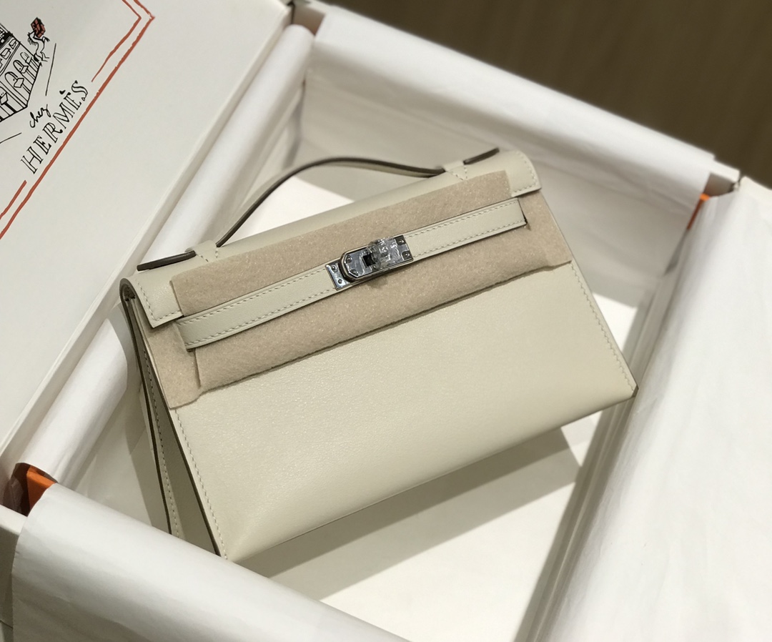 H**me5 Kelly Pochette