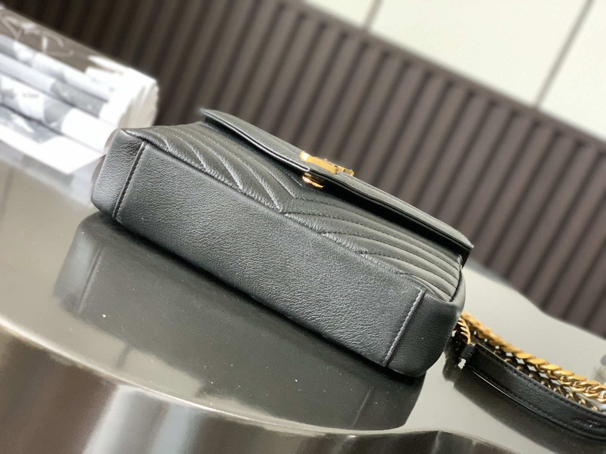 Sa1nt Lau*nt Medium Chain Bag
