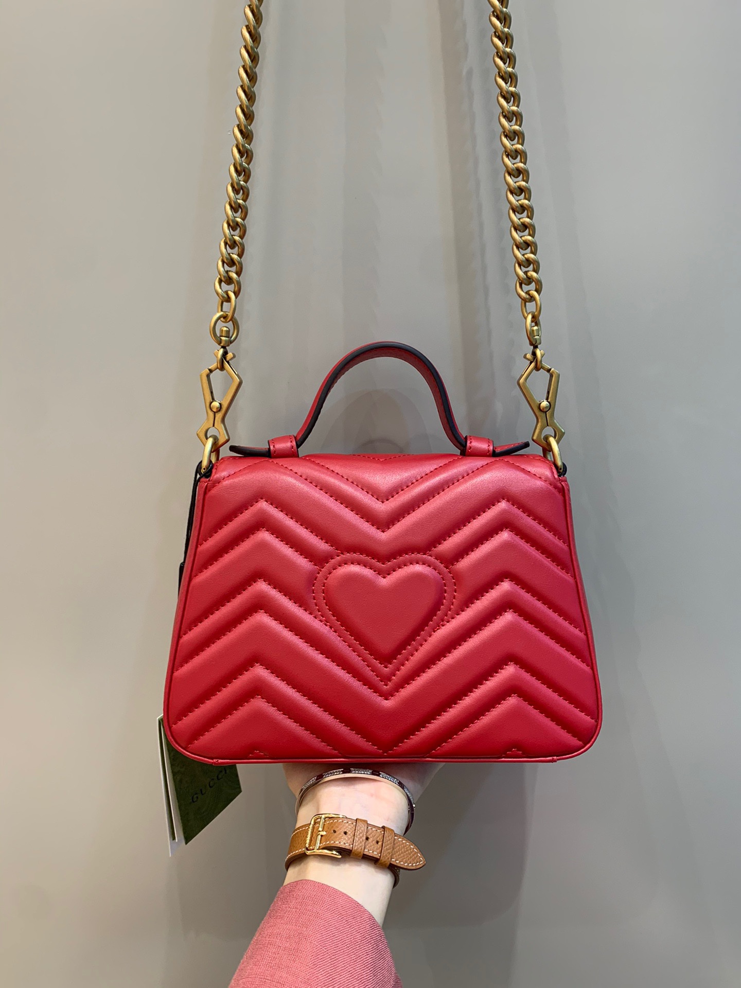 Classic handle bag