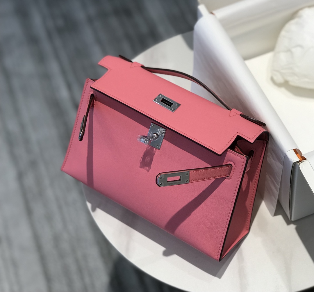H**me5 Kelly Pochette
