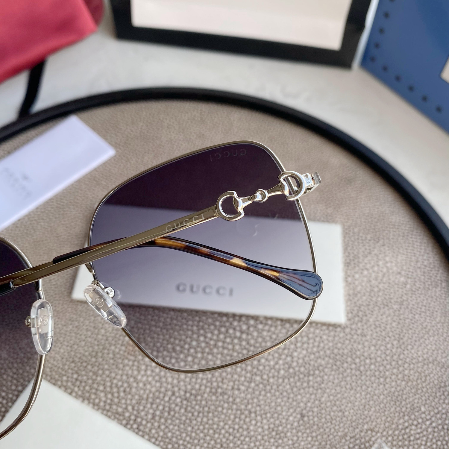 SQUARE-FRAME SUNGLASSES