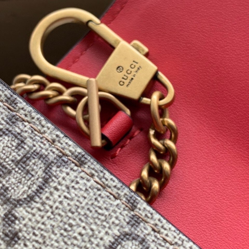 Gvc*1 Cherry Wallet