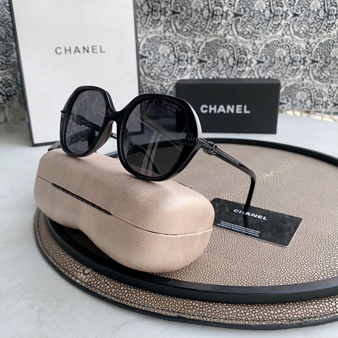 Round Sunglasses