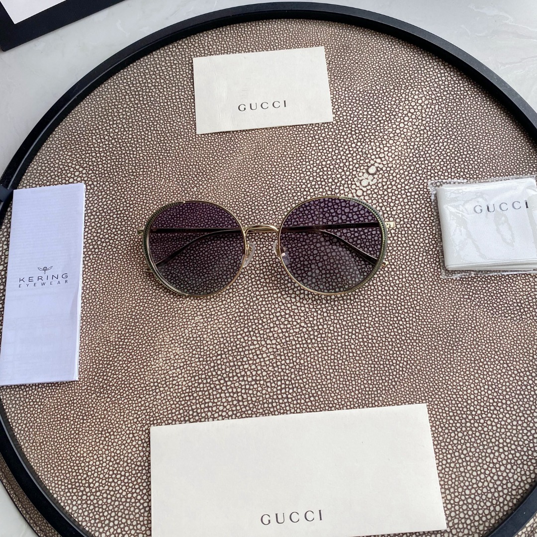 Ch10é eyewear engraved-logo round-frame sunglasses