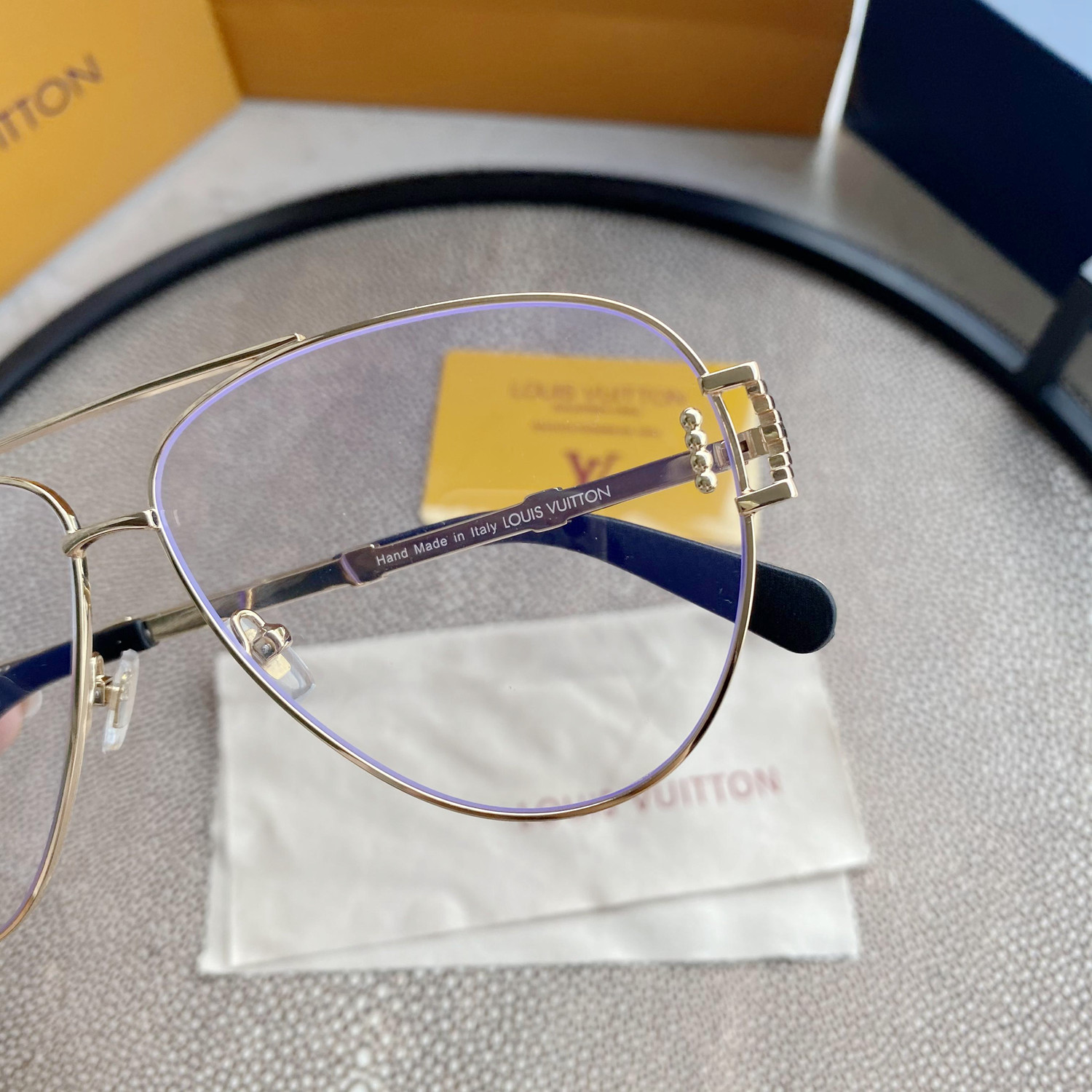 SATURNINO EYEWEAR