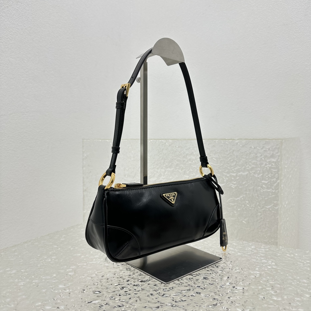 Re-Nylon Hobo bag