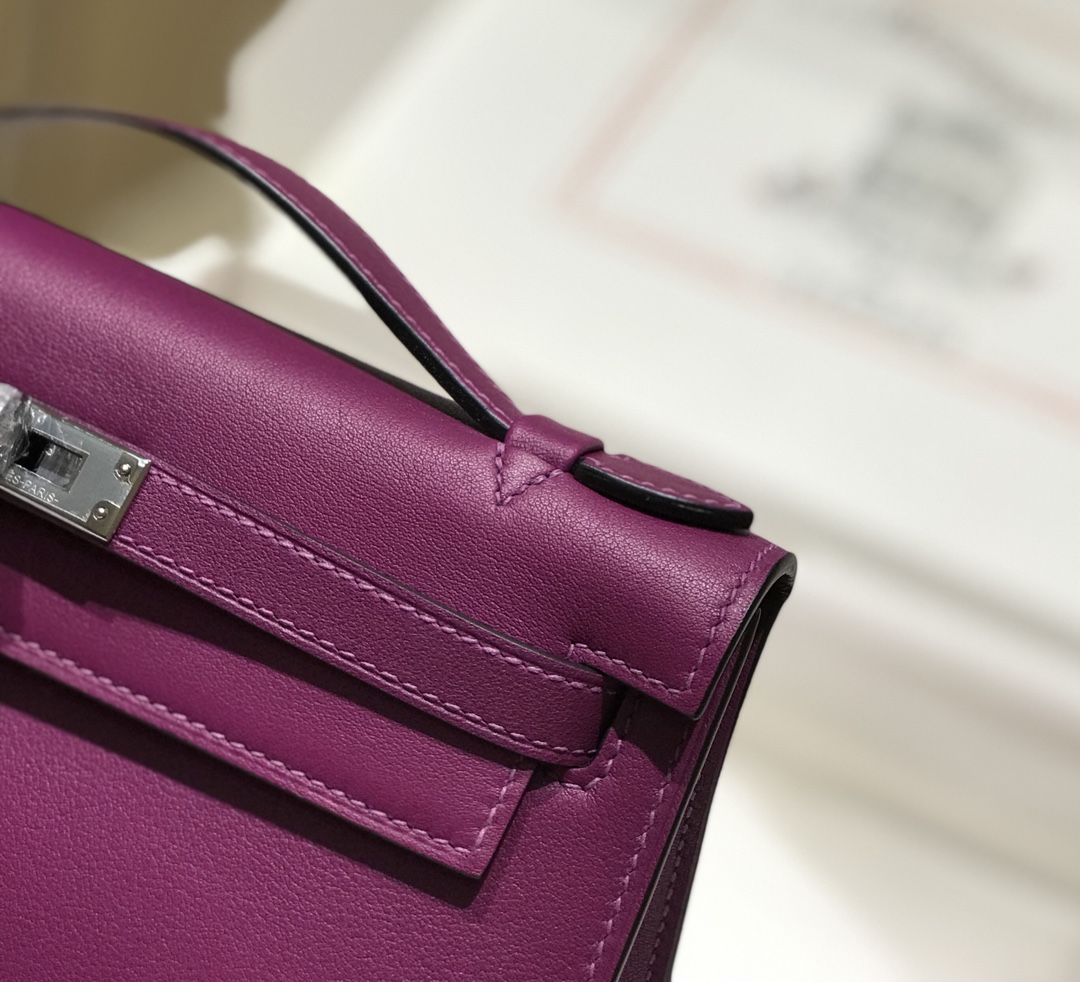 H**me5 Kelly Pochette