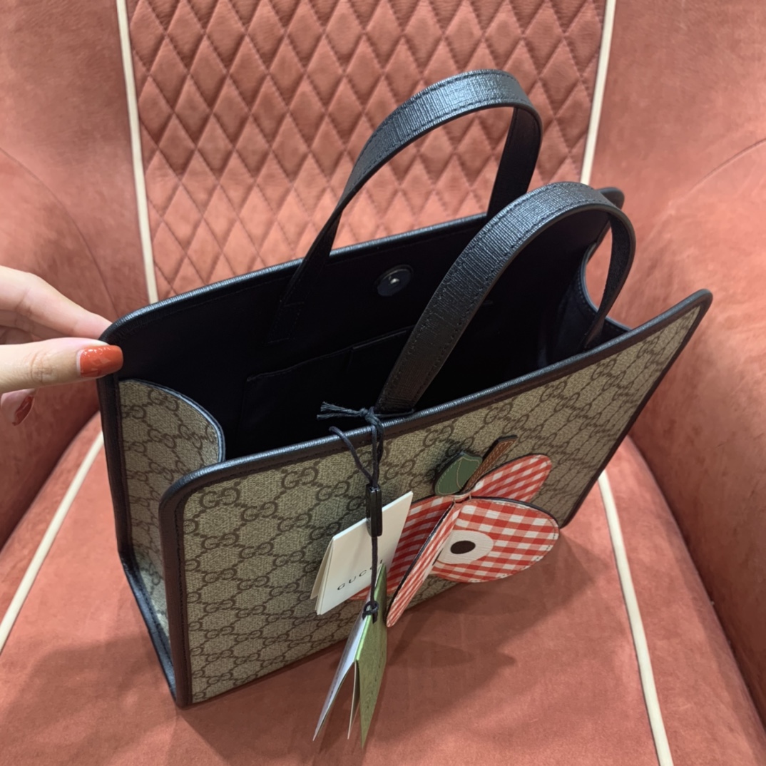 Gvc*1 Tote bag