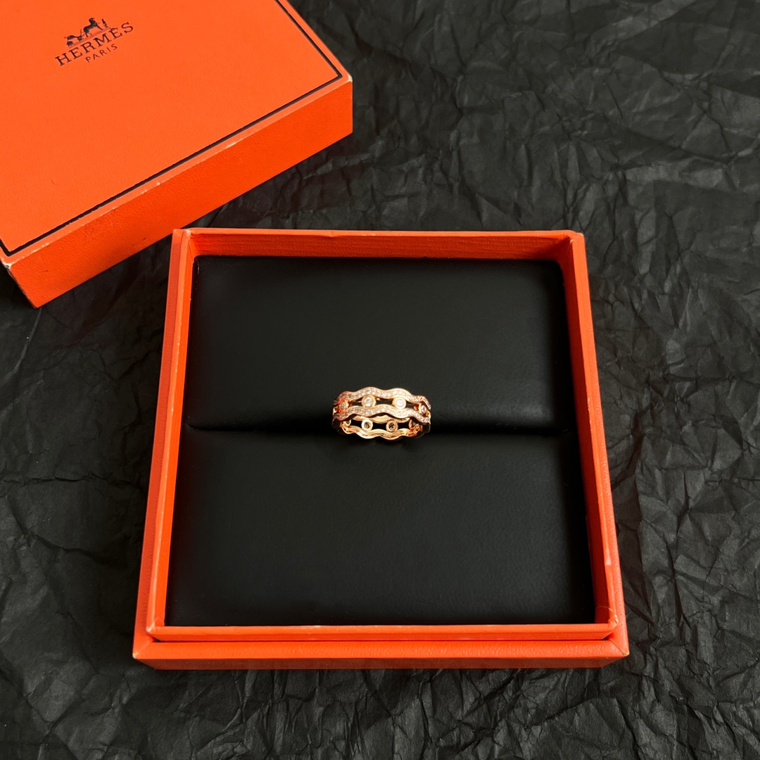 H**me5 Reseau Lumiere Ring