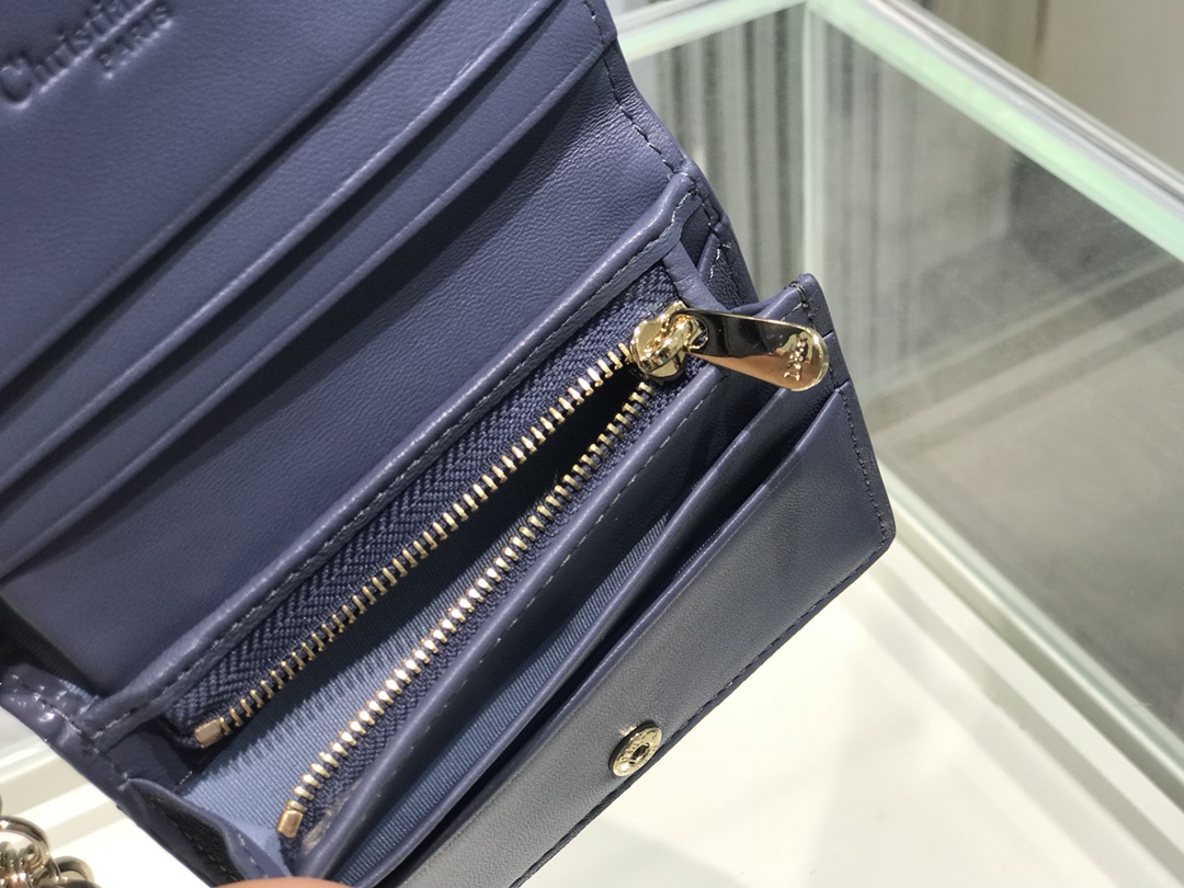 D10r Cannage Wallet