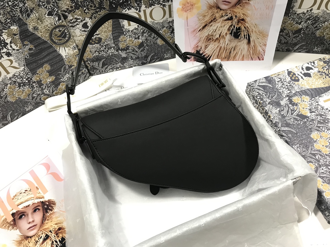 D10r Saddle Bag