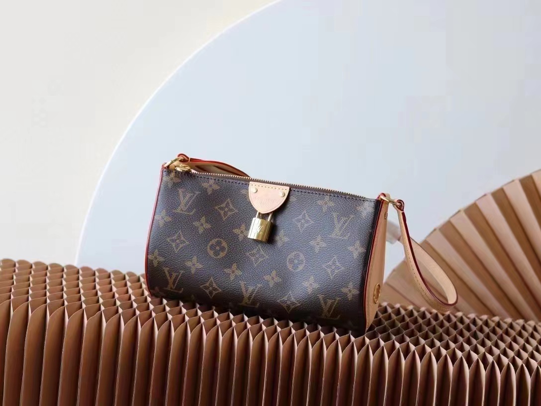 LV Pochette Tirette Monogram