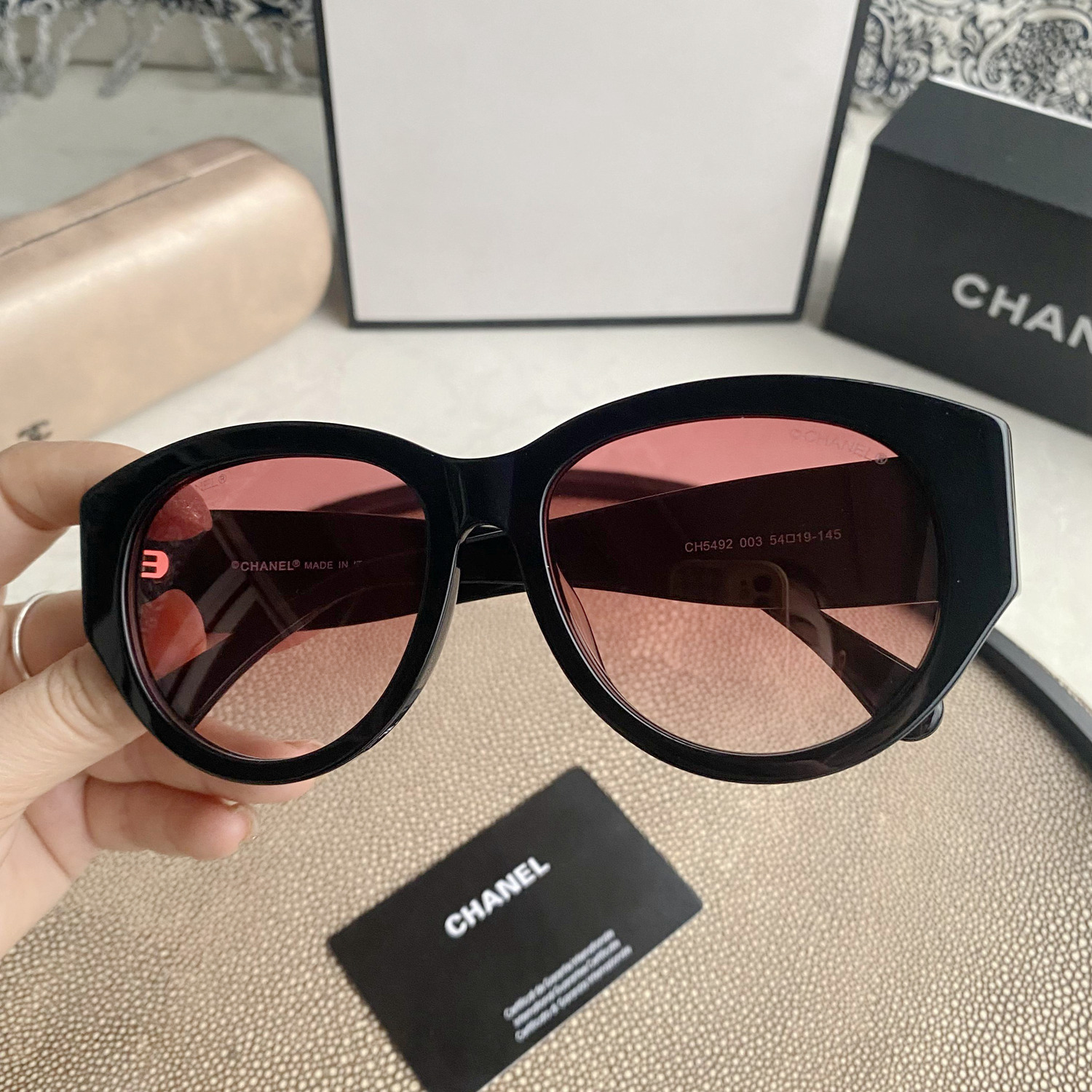 Vintage Ch**el sunglasses