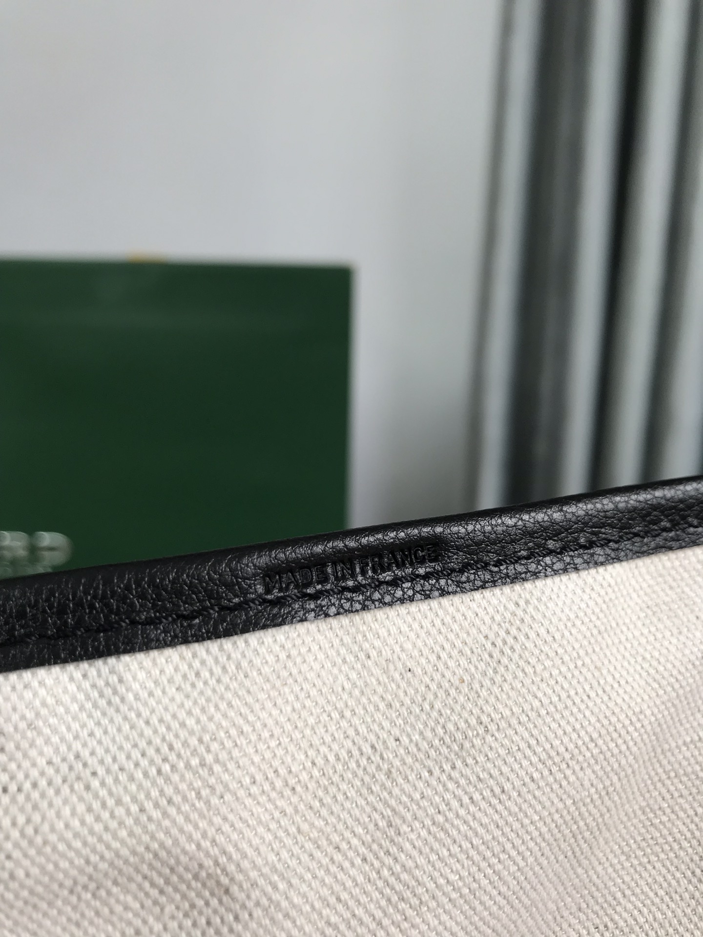 SAINT L0vis Tote bag