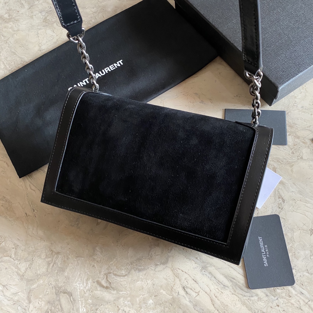 Y51 Monogram All Over Camera Bag