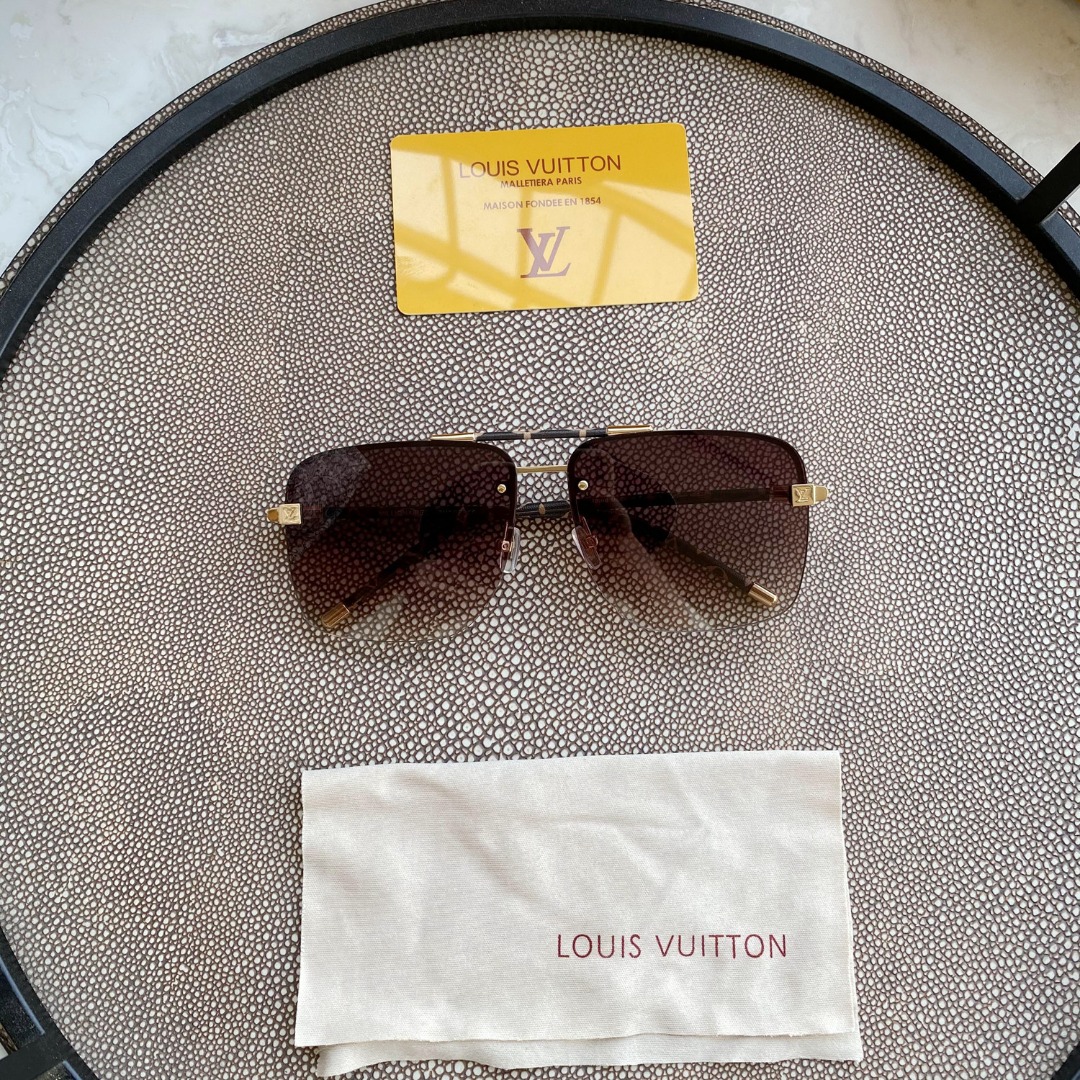 Sa1nt Lau*nt EYEWEAR