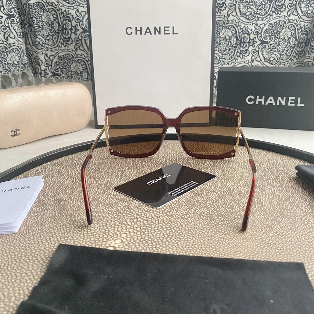 Square Sunglasses
