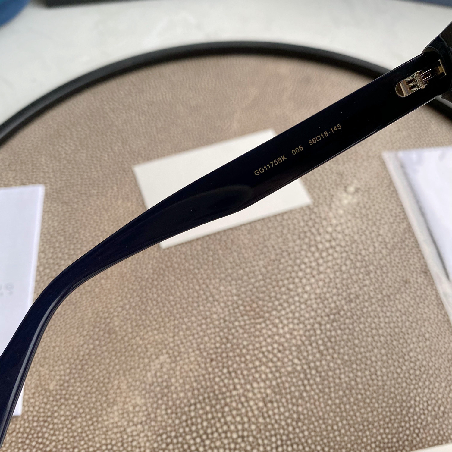 Gvc*1 acetate sunglasses with logo