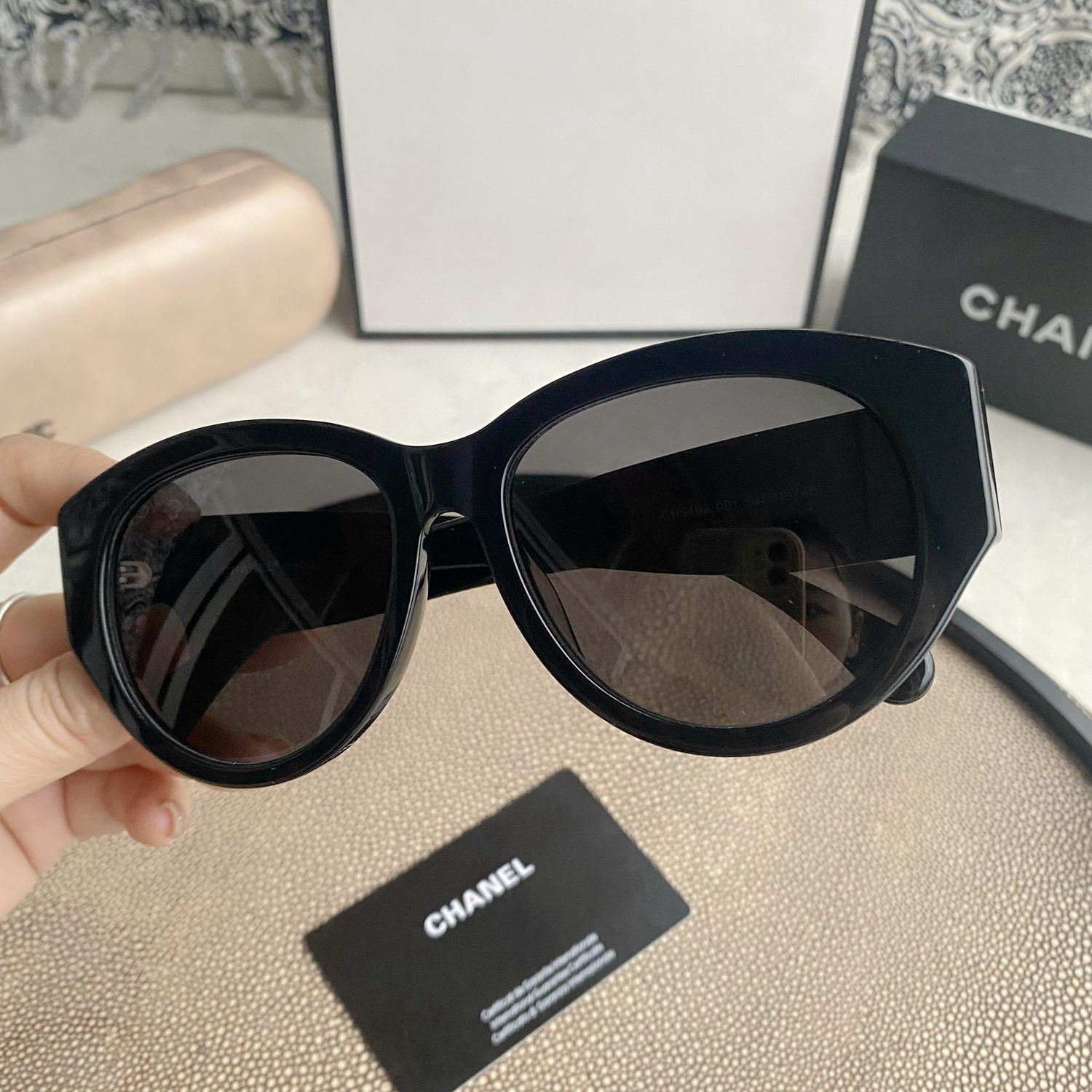 Ch**el Sunglasses
