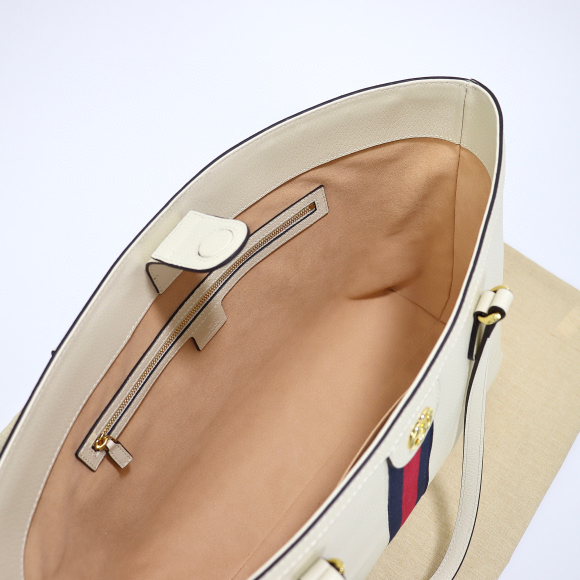 Ophidia medium leather tote in white