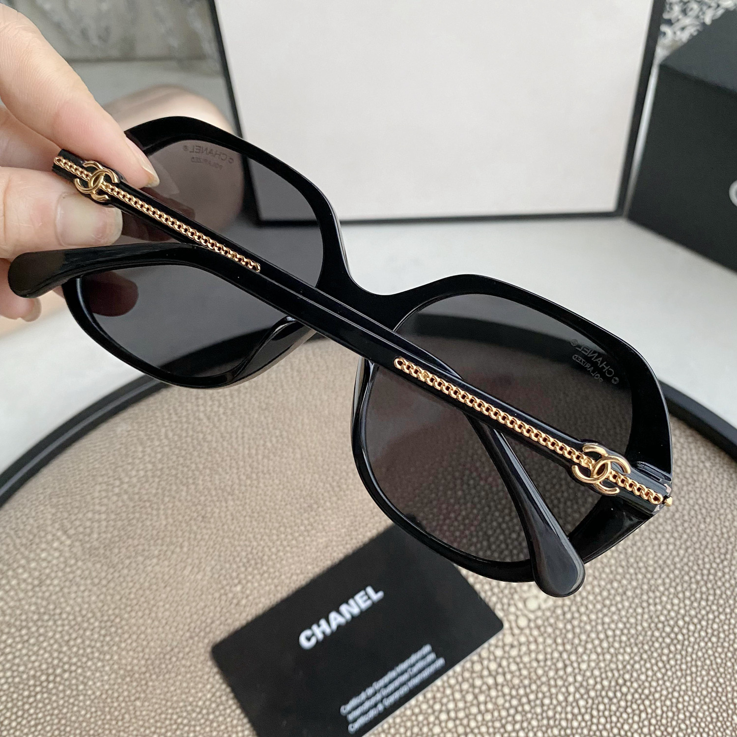 Round Sunglasses