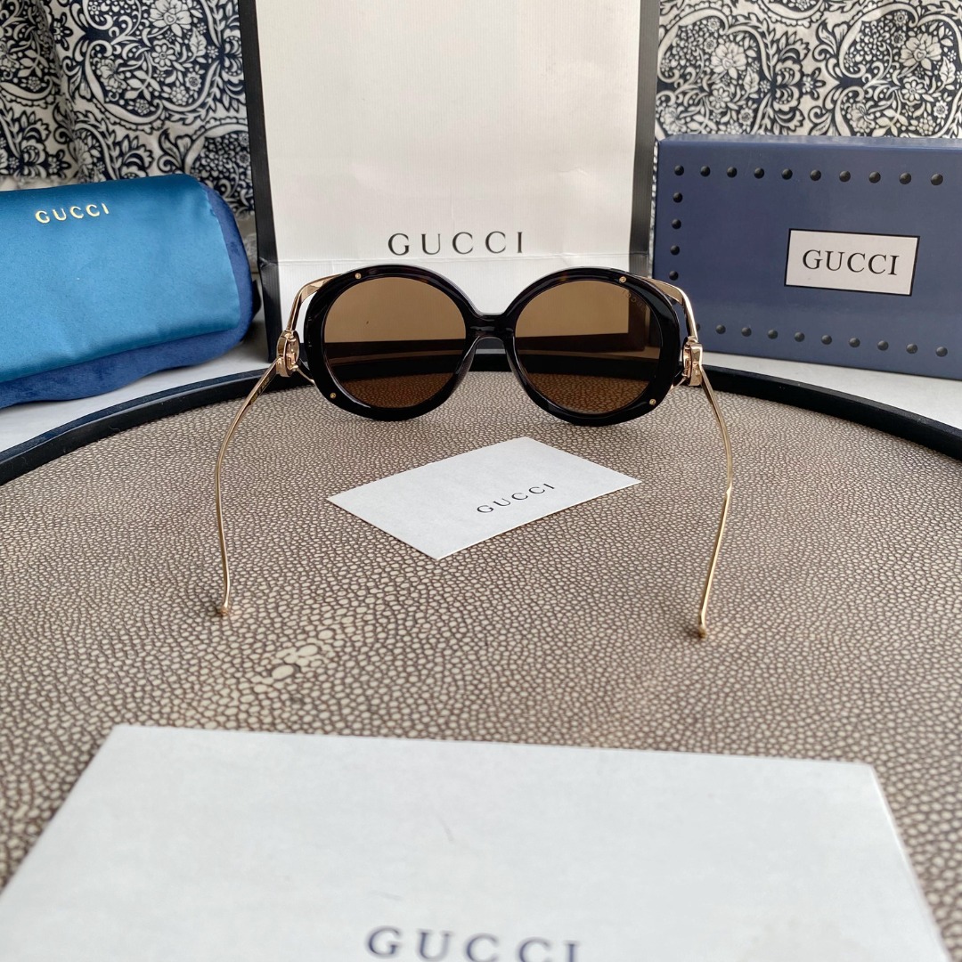ROUND-FRAME INTERLOCKING G SUNGLASSES