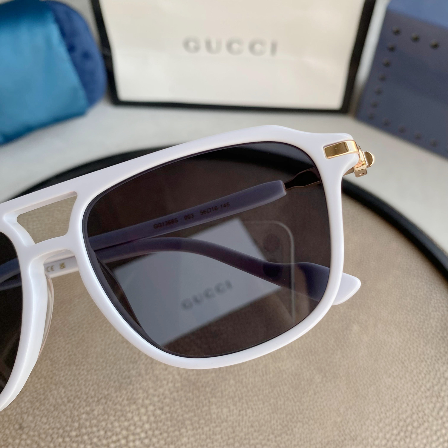 AVIATOR SUNGLASSES