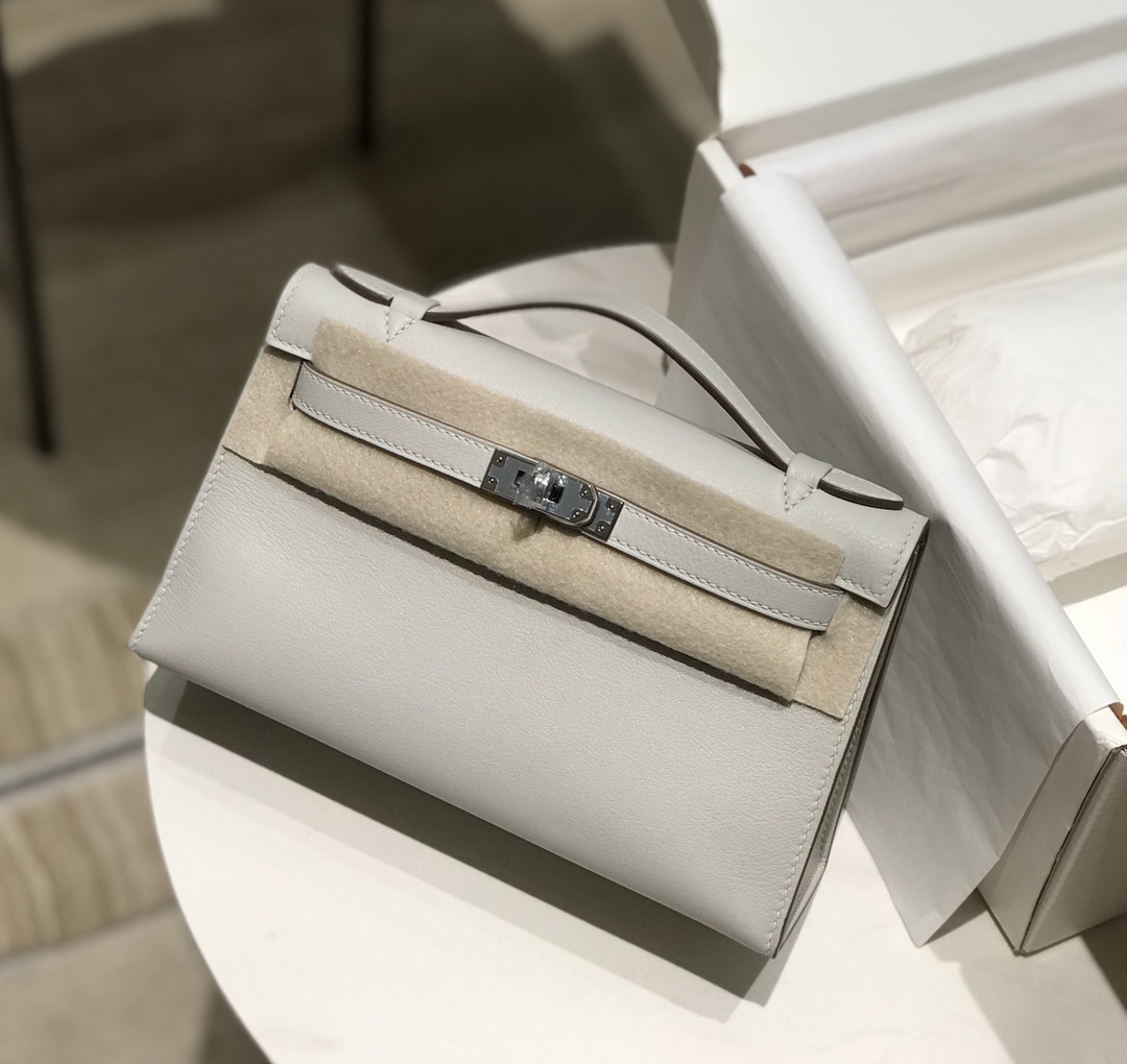 H**me5 Kelly Pochette