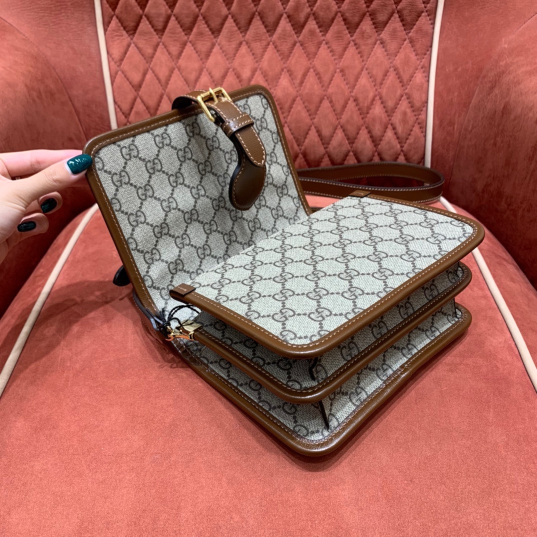Gv*c1 Retro bag
