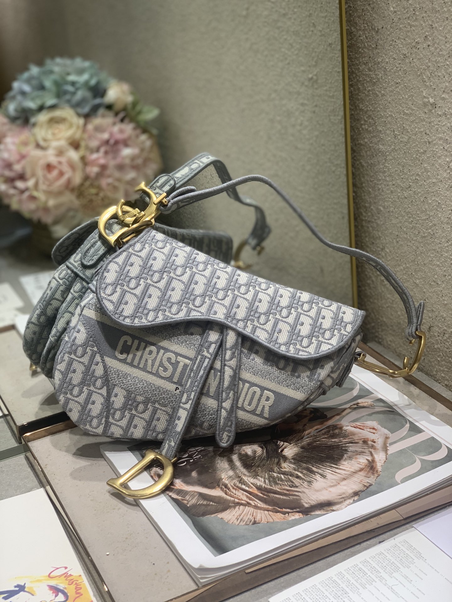 D10r Oblique Saddle Bag