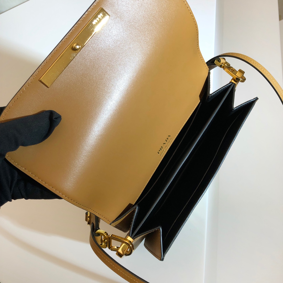 Sybille Leather bag