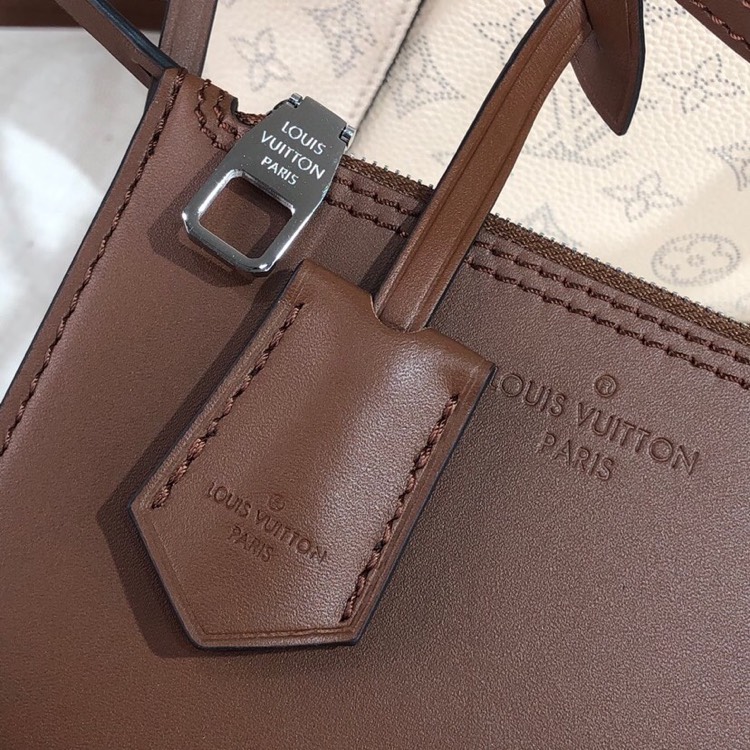 L0vis Vvtt0n Mahina Leather Hina PM