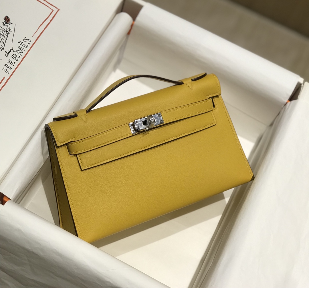 H**me5 Kelly Pochette