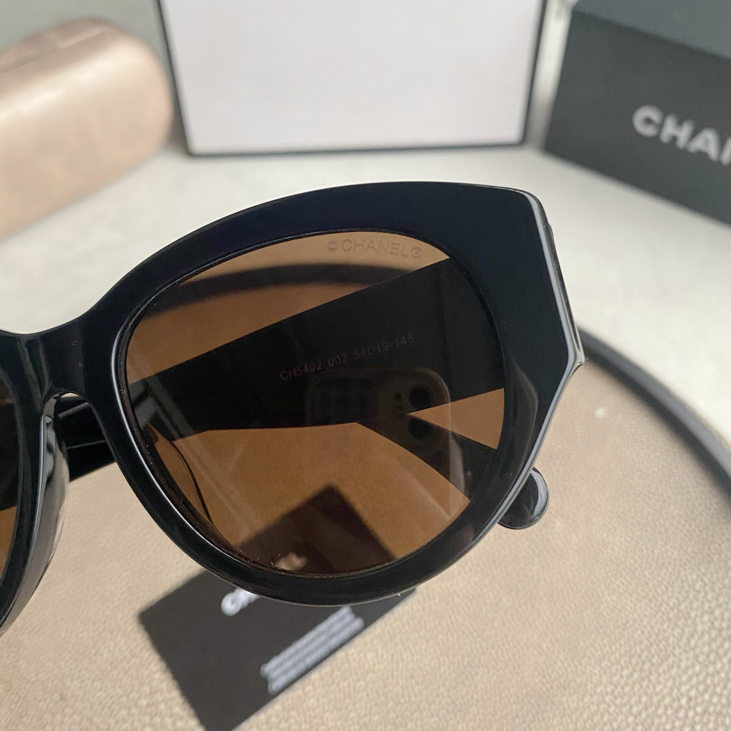 Vintage Ch**el sunglasses