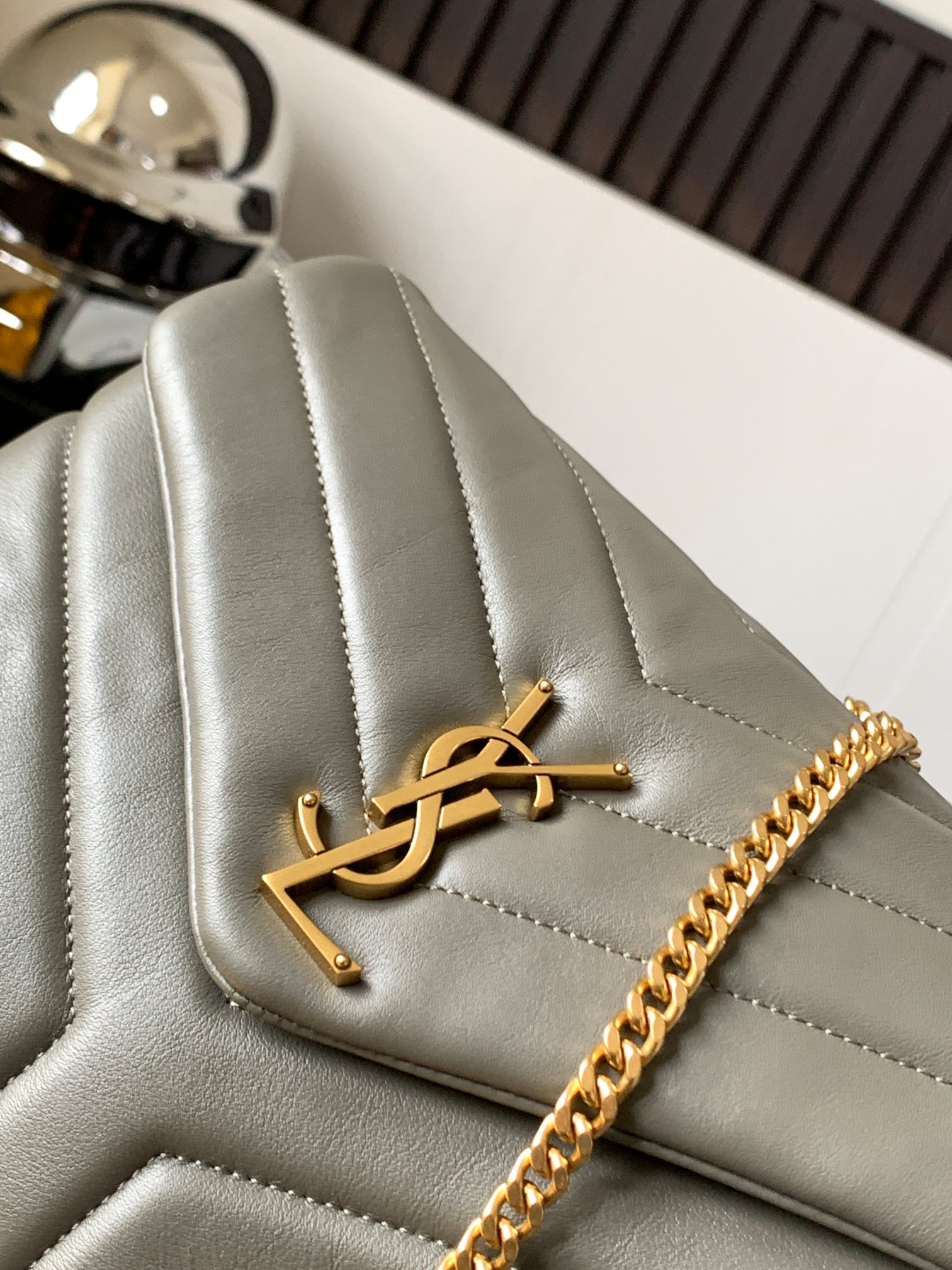 Sa1nt Lau*nt MONOGRAM