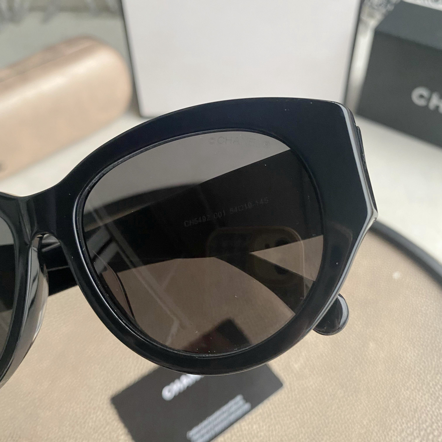 Vintage Ch**el sunglasses