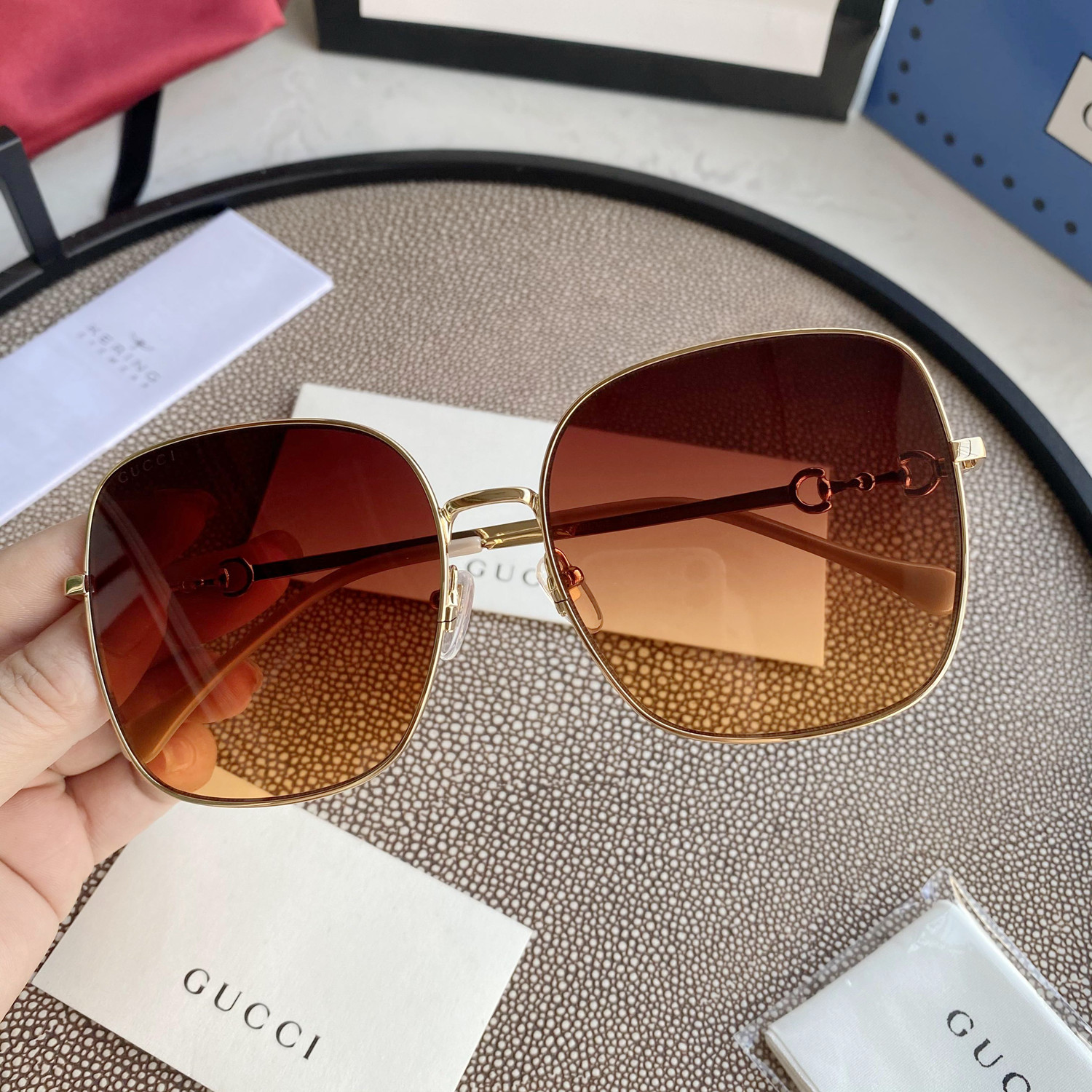 SQUARE-FRAME SUNGLASSES