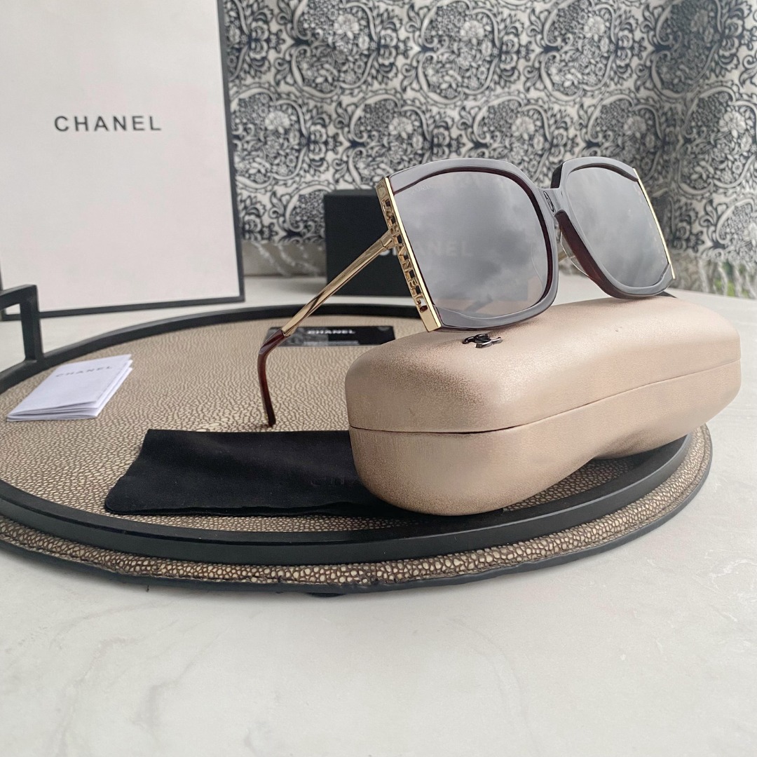 Square Sunglasses