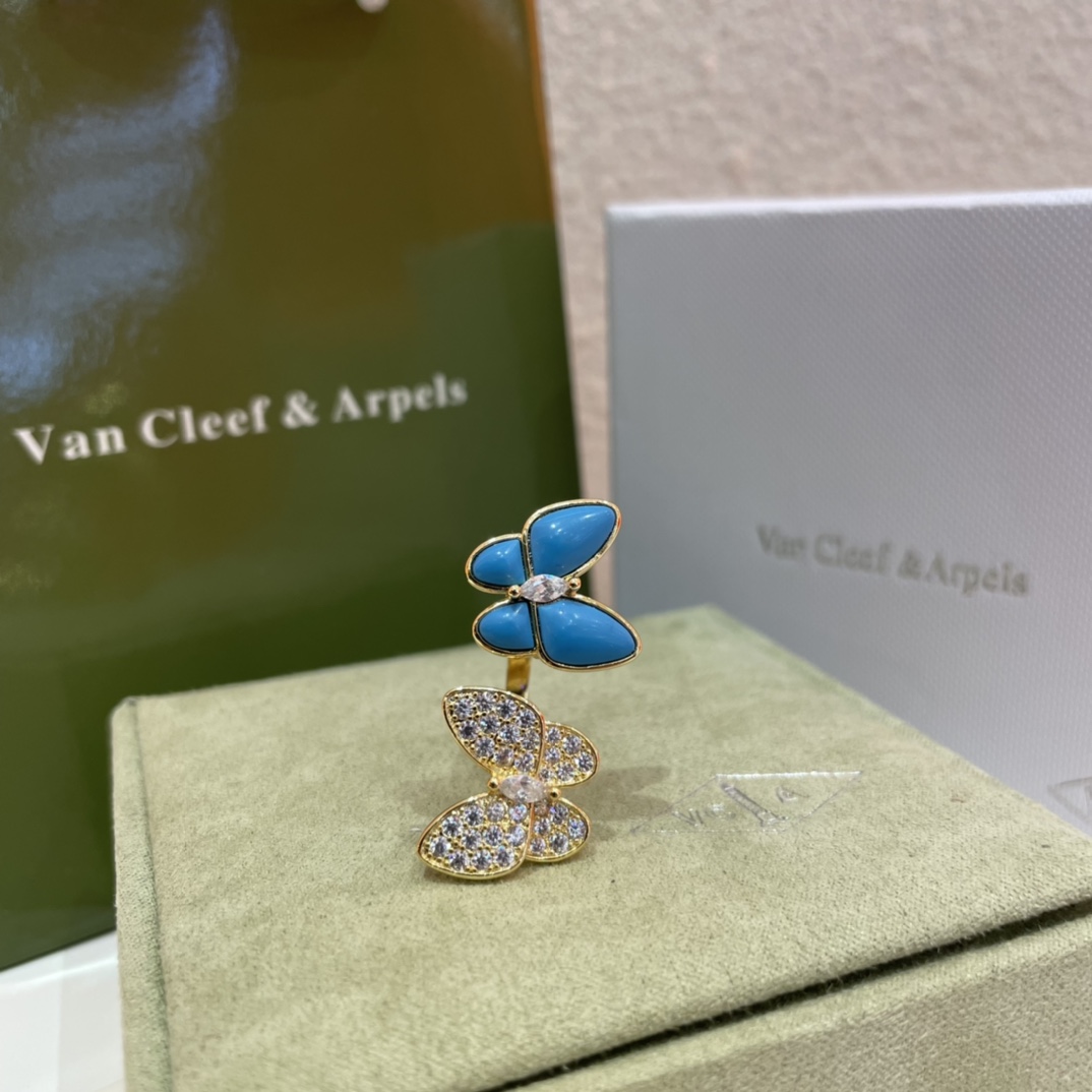 V*n Cl**f & Arpels Two Butterfly Ring