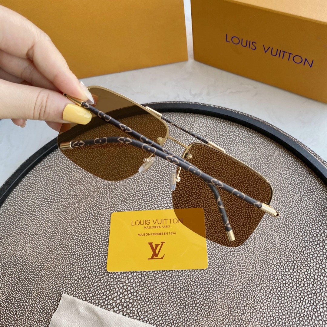 aviator sunglasses